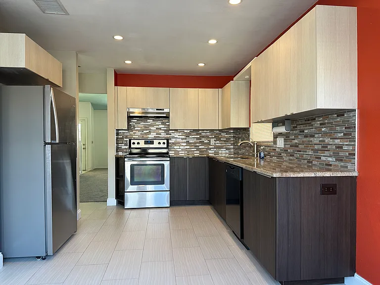 3206 Parkside Ct — Photo 4
