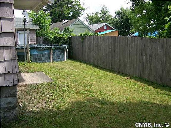 2nd image of 304 E Yates St