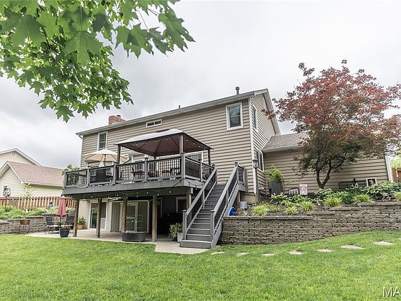 4th image of 22 Colonade Ct