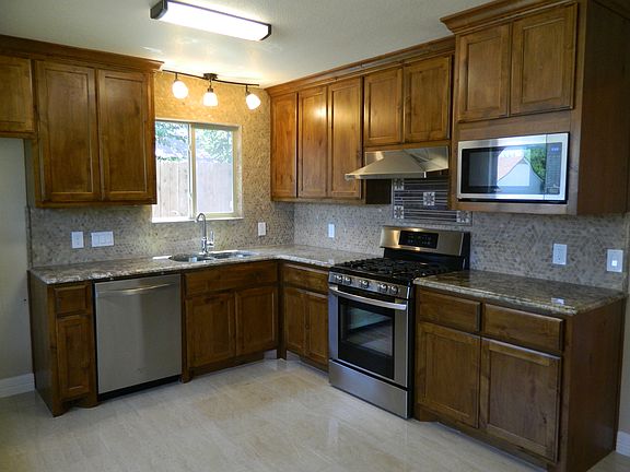 2nd image of 3703 Alexandria Dr