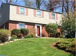 1001 Ridgewood Ln, West Chester, PA 19382
