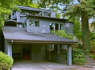 3829 SW Sweetbriar Dr, Portland, OR 97221
