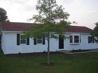 1st image of 15834 Valleyview Dr
