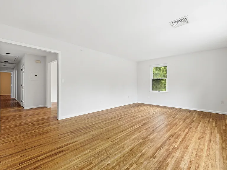95 Broadway #A — Photo 25