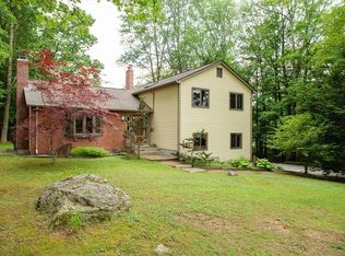 305 Strong St, Amherst, MA 01002