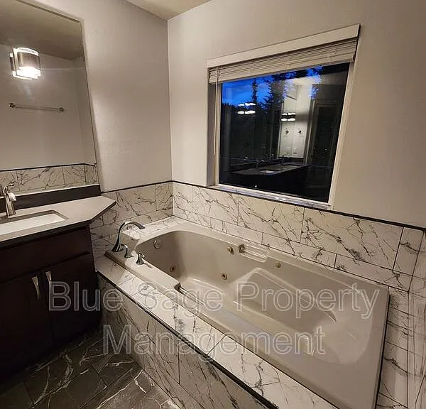 1965 Baker View Dr — Photo 21