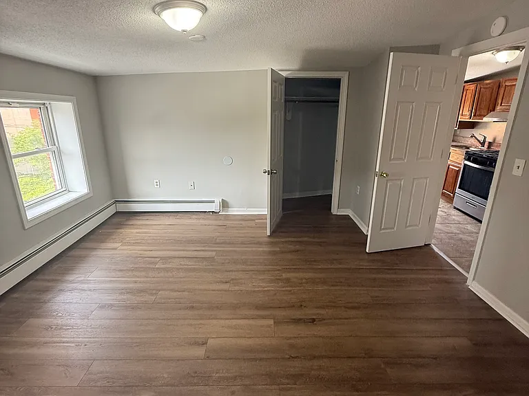 338 Orange St #3O2 — Photo 8