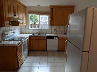1052 Lily Ave, Sunnyvale, CA 94086