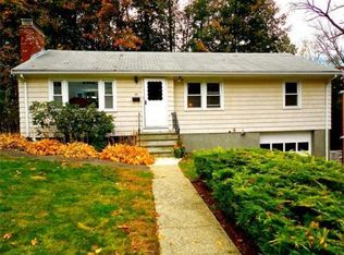 35 Sylvia St, Lexington, MA 02420