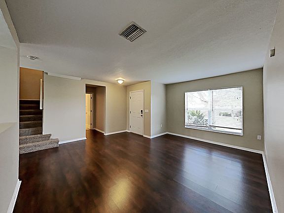 4th image of 6930 Lake Eaglebrooke Dr