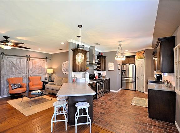 4th image of 1873 Farm Road 196 N