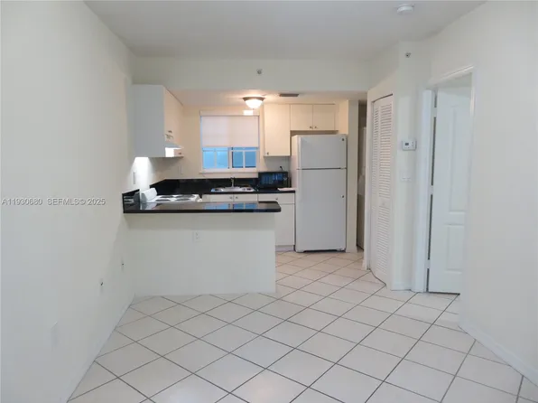 3090 Bird Ave APT 203, Coconut Grove, FL 33133