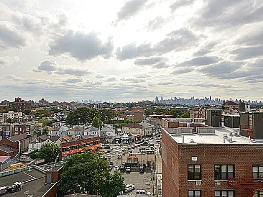 Rented by Halstead Real Estate | media 32