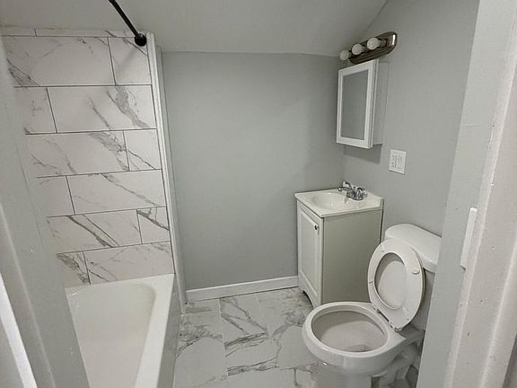 2nd image of 145 Starr St #3