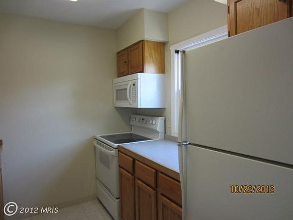 3rd image of 14477 Turin Ln