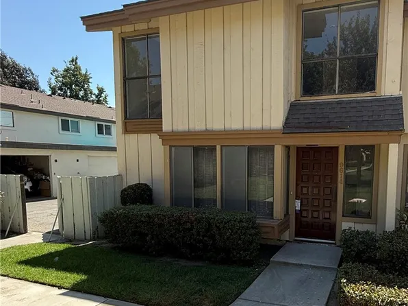 9614 Karmont Ave, South Gate, CA 90280
