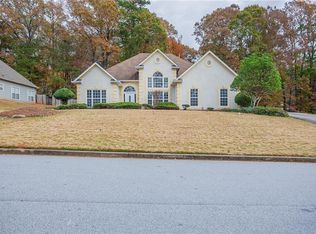 2633 Autumn Lake Ln, Decatur, GA 30034