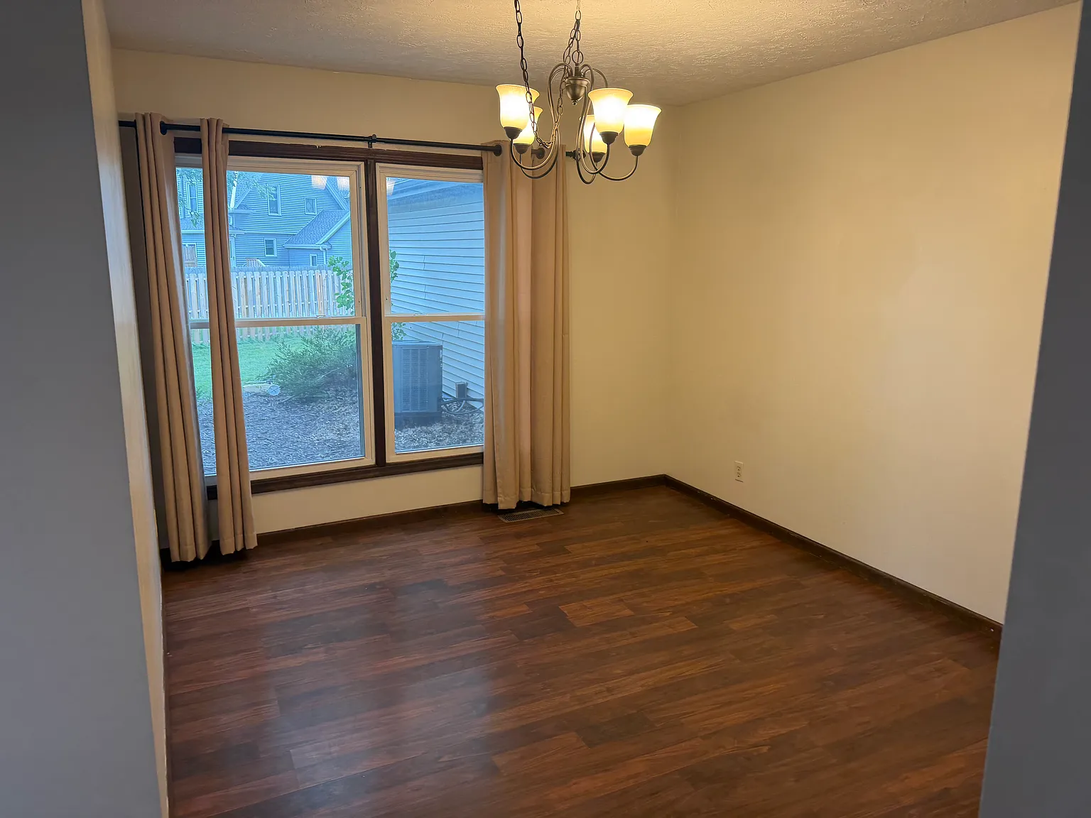 3 bed, 1542 sqft, $1,595 — Photo 4