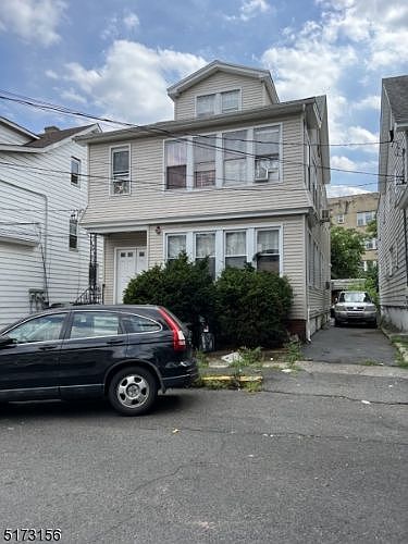 2nd image of 19 Momm Ct