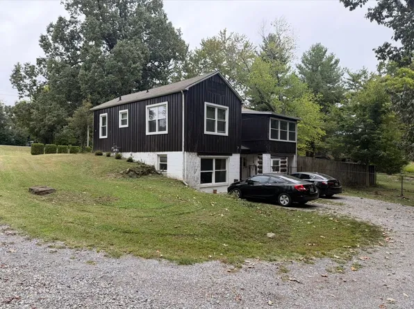 292 Alben Barkley Dr, Paducah, KY 42001
