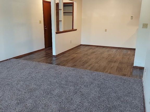 5th image of 9438 W Fond Du Lac Ave Unit 3