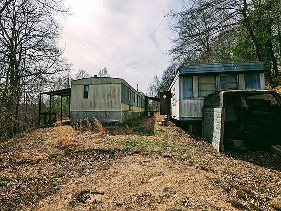 3rd image of 109 Lambert Ln