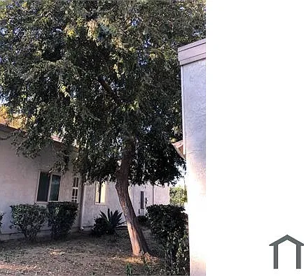 1000 N Hobart Blvd