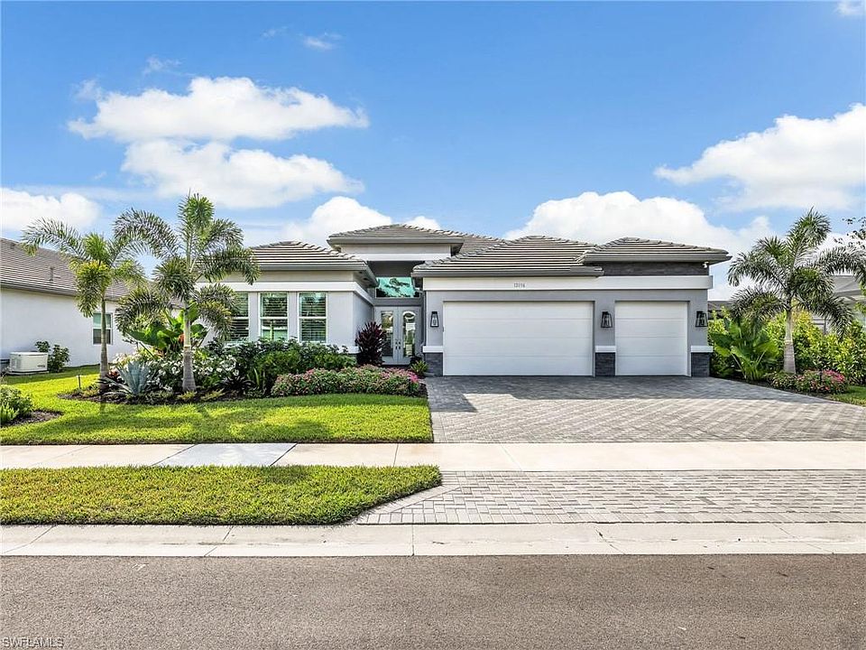 1st image of 12056 Oleander AVE