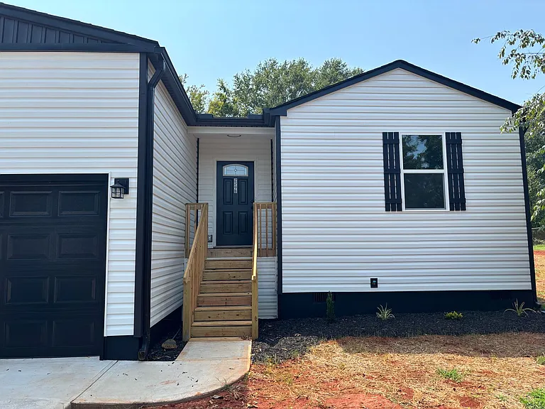 229 Old Landfill Rd #B — Photo 32