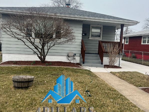 1237 170th Pl, Hammond, IN 46324