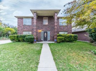 2563 Friendway Ln, Dallas, TX 75237