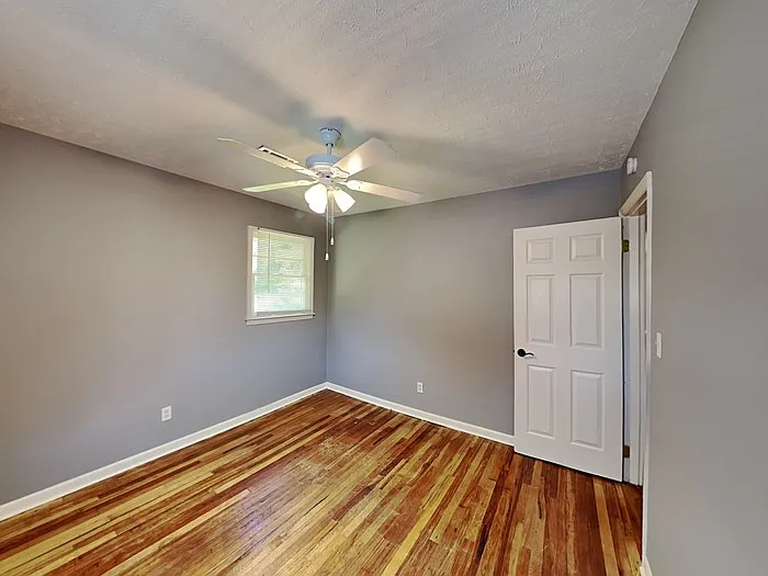 Building Photo - 6403 Kensington Ct