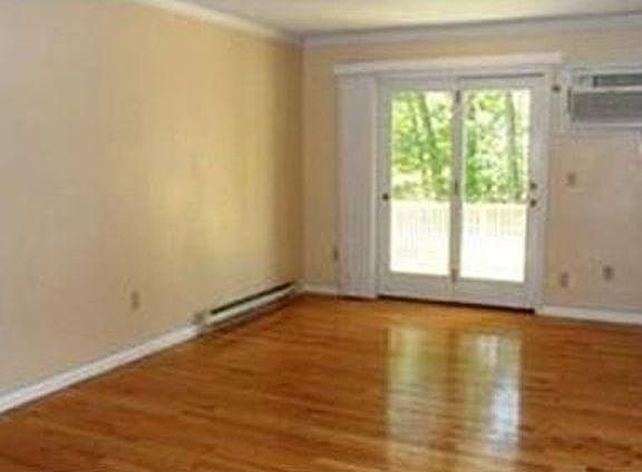 similar unit living area