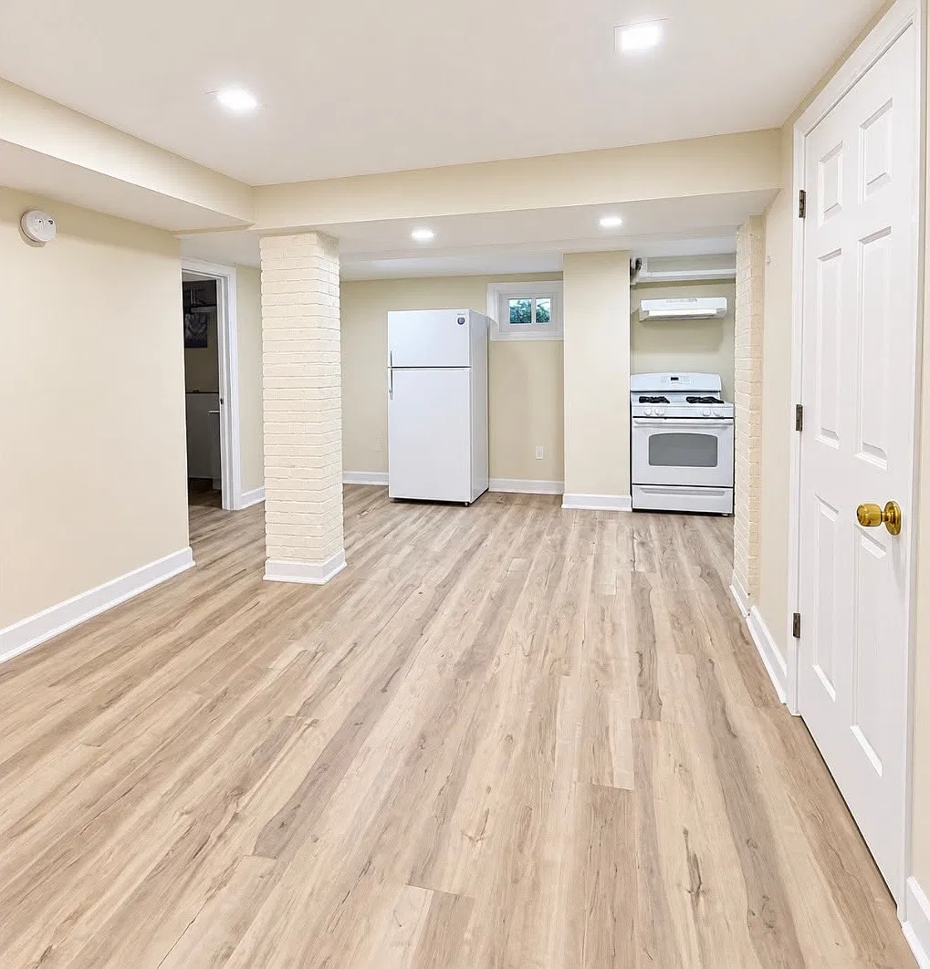 2 bed, 1100 sqft, $2,150 — Photo 4