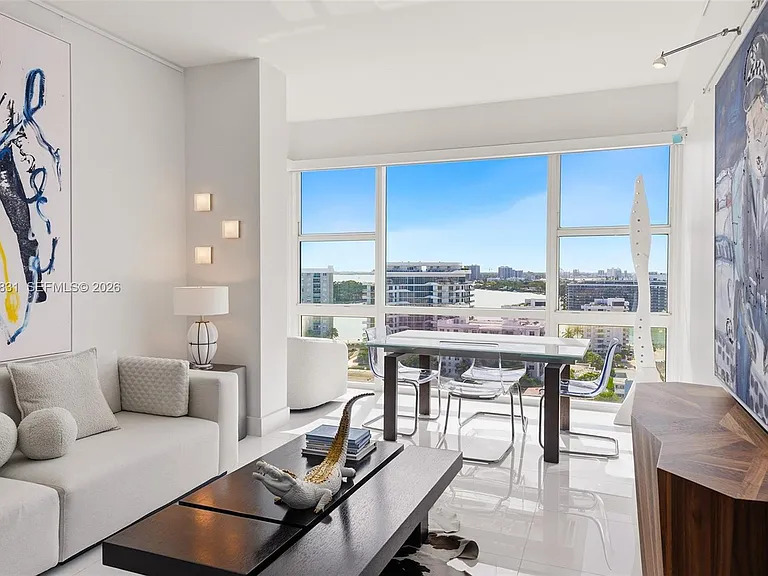6801 Collins Ave — Photo 8