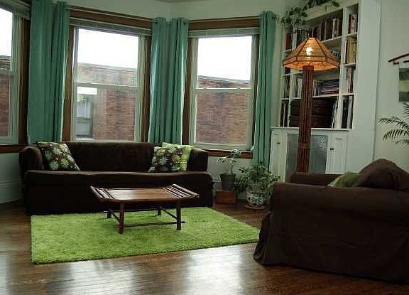 Living room; built-ins