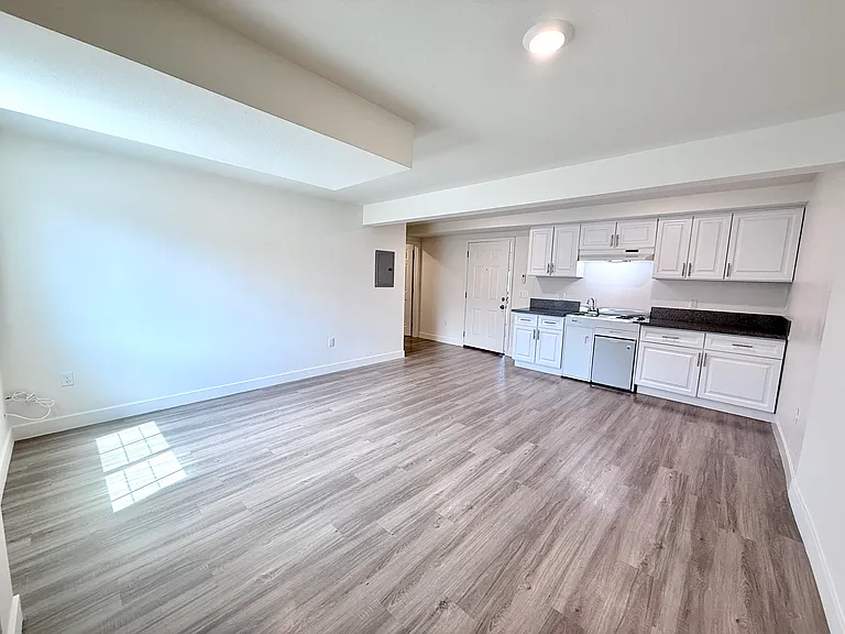5661 Fair Ave #3/4 — Photo 2