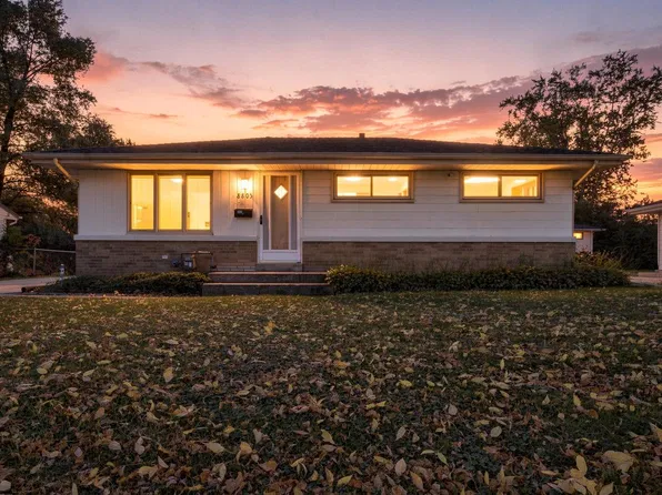 8805 W Bender AVENUE, Milwaukee, WI 53225