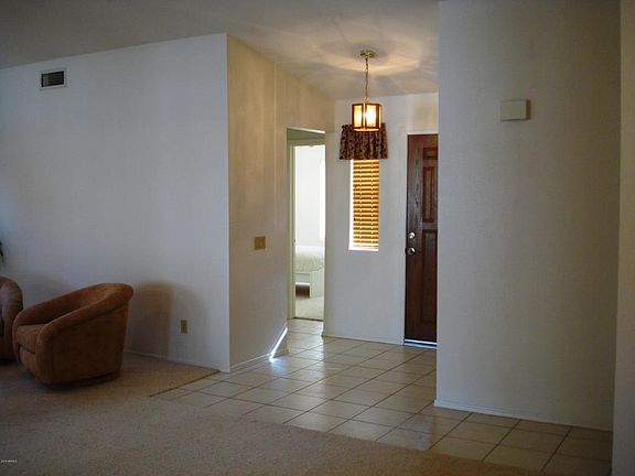 2nd image of 10618 E Bellflower Dr