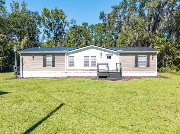 1103 NW Moore Rd, Lake City, FL 32055