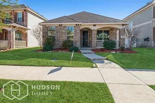 800 Whitemarsh Dr Photo 1