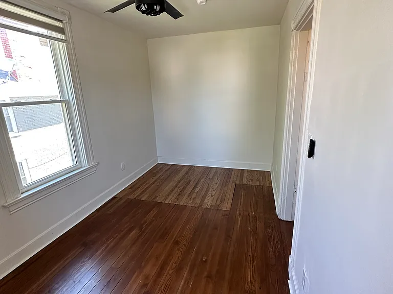 4211 Carter Ave — Photo 1