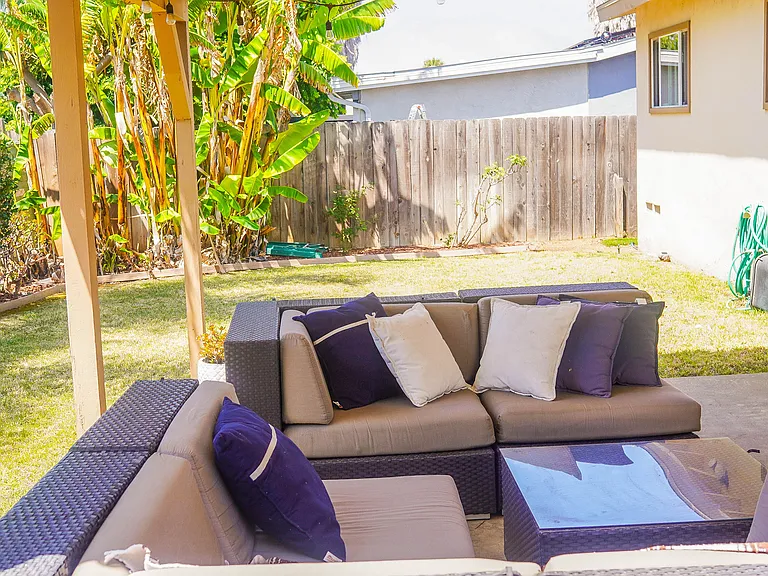 4281 Conrad Ave — Photo 4