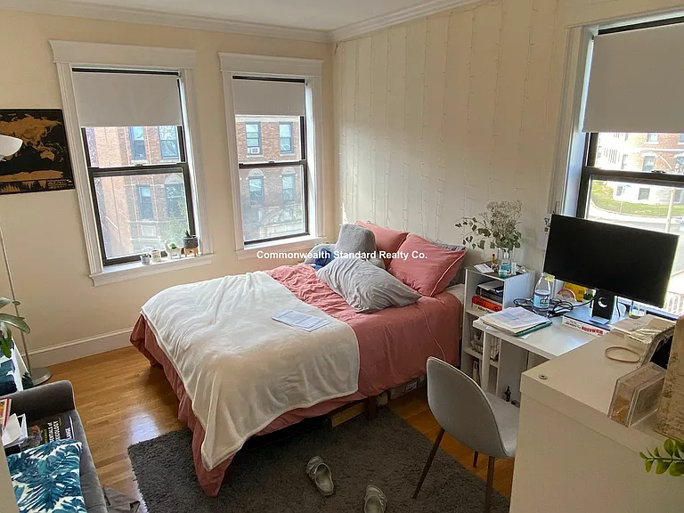 76 Quint Ave #1O — Photo 10