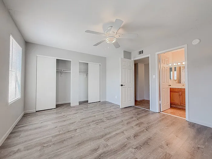 1935 W Morten Ave #27 — Photo 15