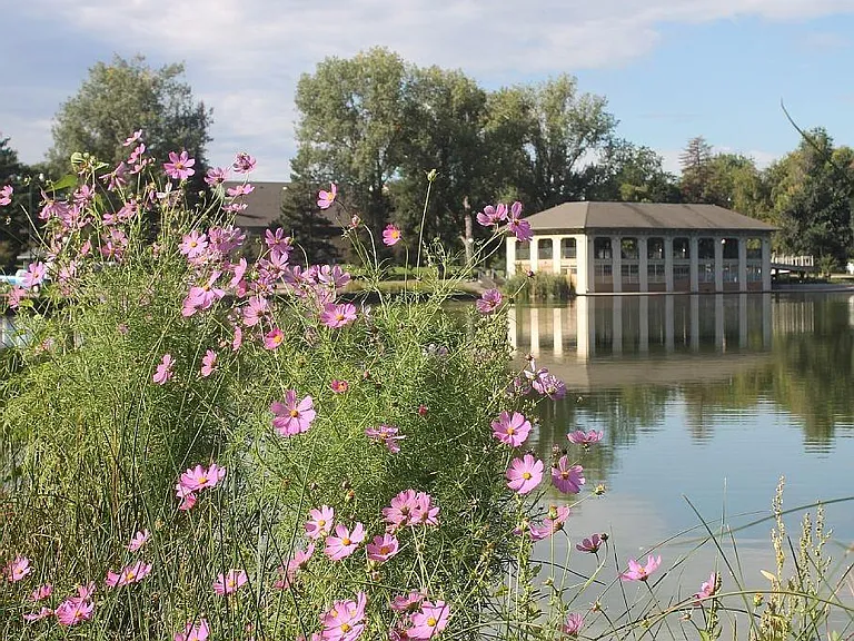2.5 blocks away from Smith Lake in Washington Park
