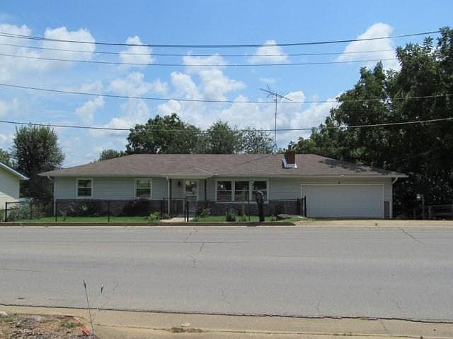1st image of 408 S Harlin Dr