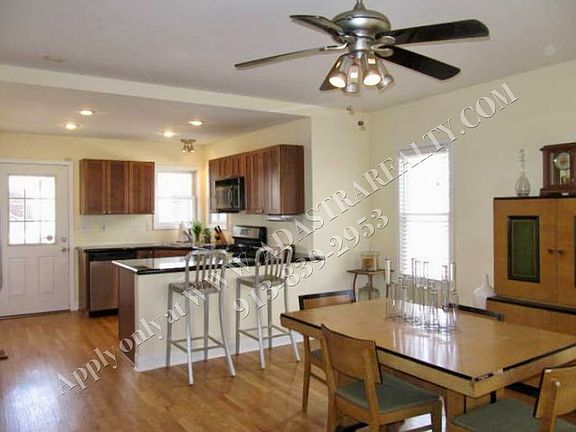 2nd image of 4432 Wyoming St