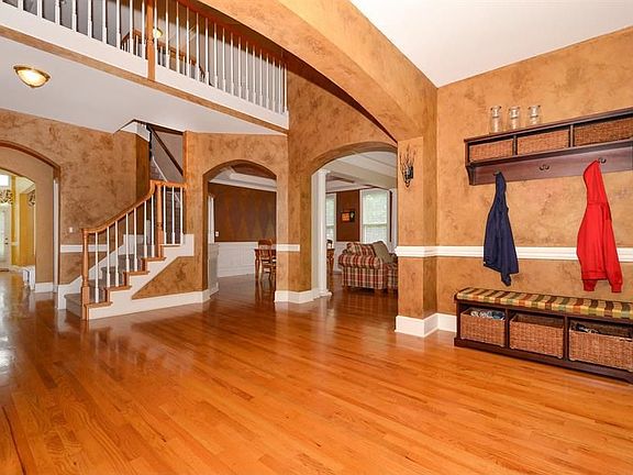 4th image of 8625 Barclay Woods Ct