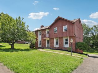 117 Bertley Ridge Dr, Coraopolis, PA 15108